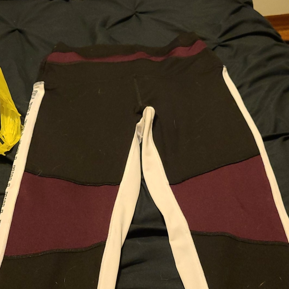 VS PINK leggings - Picture 3 of 5